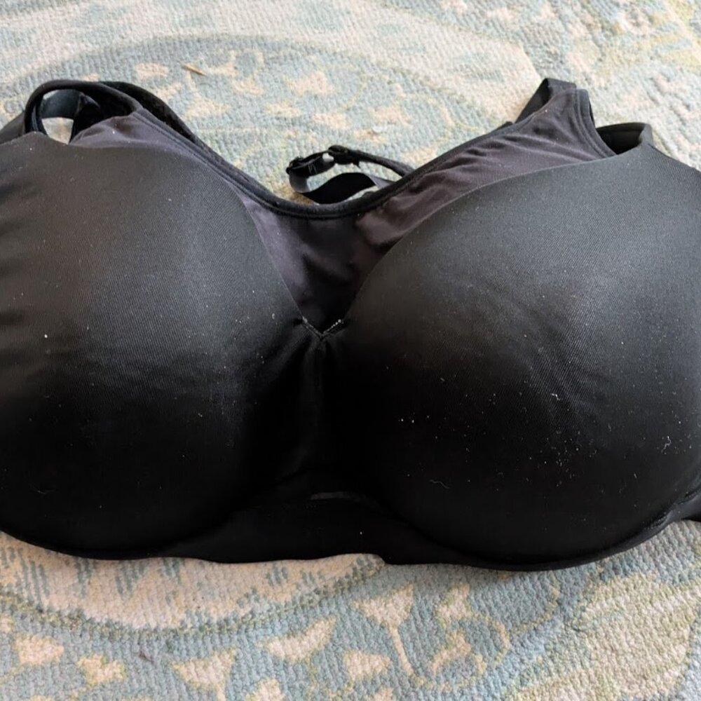 3× Bras – Size 42DD & 44DD (Cacique, Playtex, Truekind) – Black